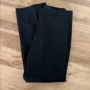 Banana Republic Sculpted Stretch Trousers in Black. EUC size 8